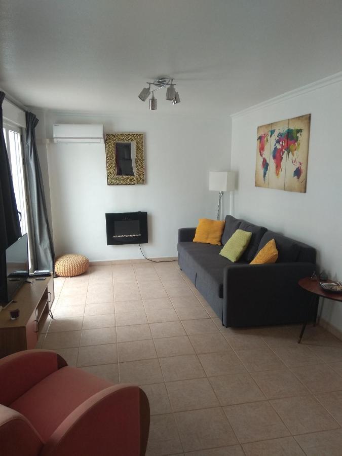 Attic At 91 Apartment Pinoso Екстериор снимка