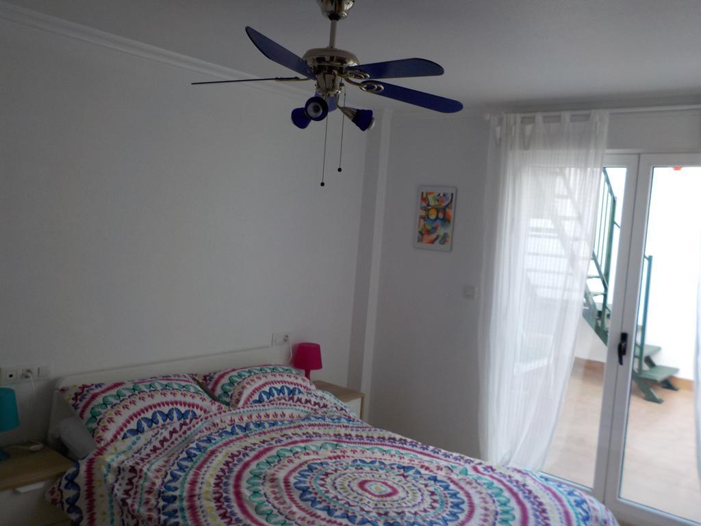 Attic At 91 Apartment Pinoso Екстериор снимка