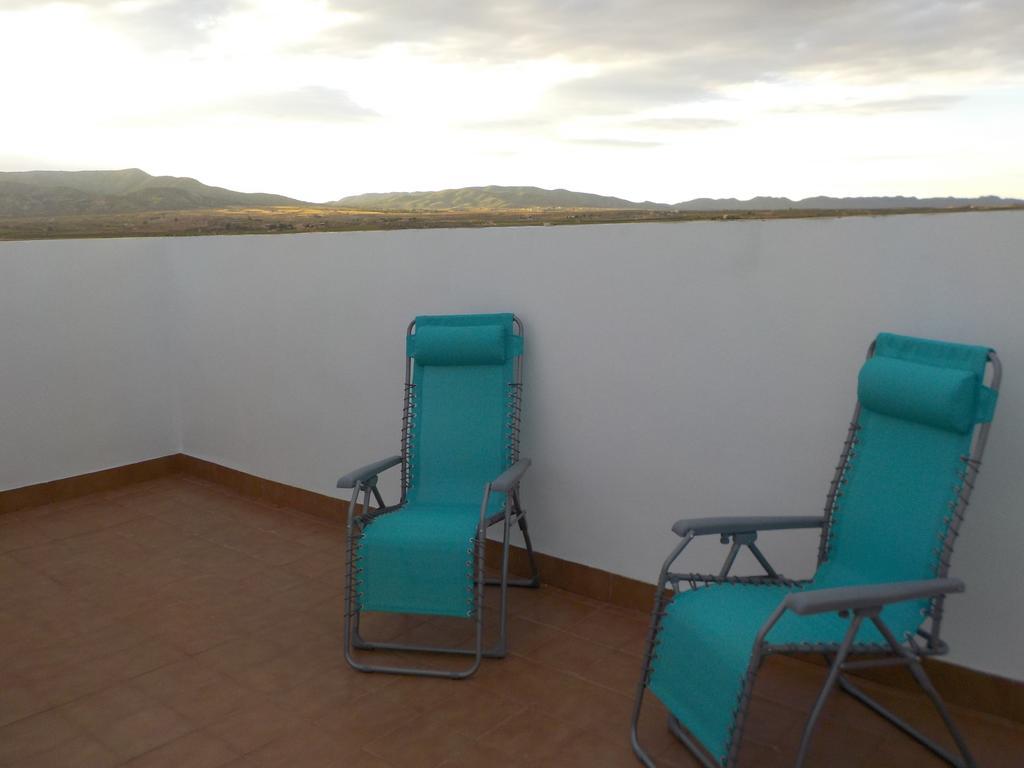 Attic At 91 Apartment Pinoso Екстериор снимка