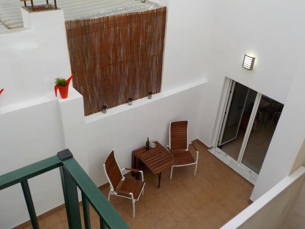 Attic At 91 Apartment Pinoso Екстериор снимка